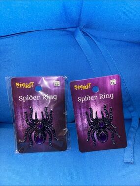 Spirit Spider Rings Stretchable Bends For Ages 15+ Never Been Worn Black Purple